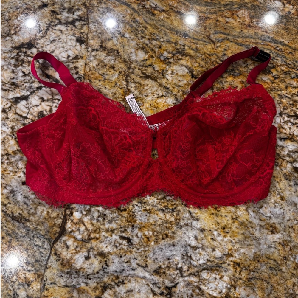 Victorias Secret Dream Angels Unlined Demi Bra 42D Red Lace Eyelash 11180844